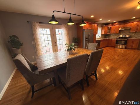 47 Oronoque Trail Shelton CT 06484