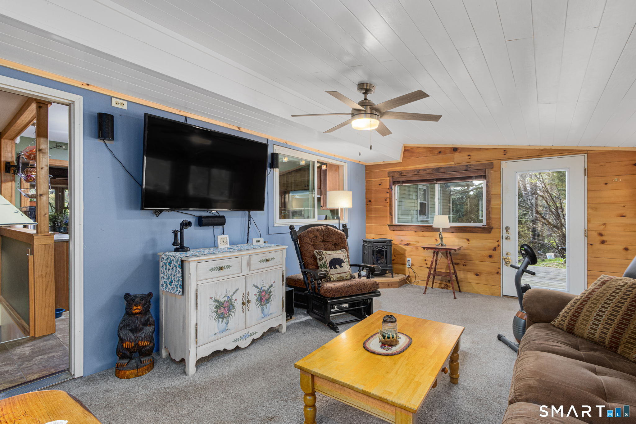 34 Robert Avenue Killingly CT 06239
