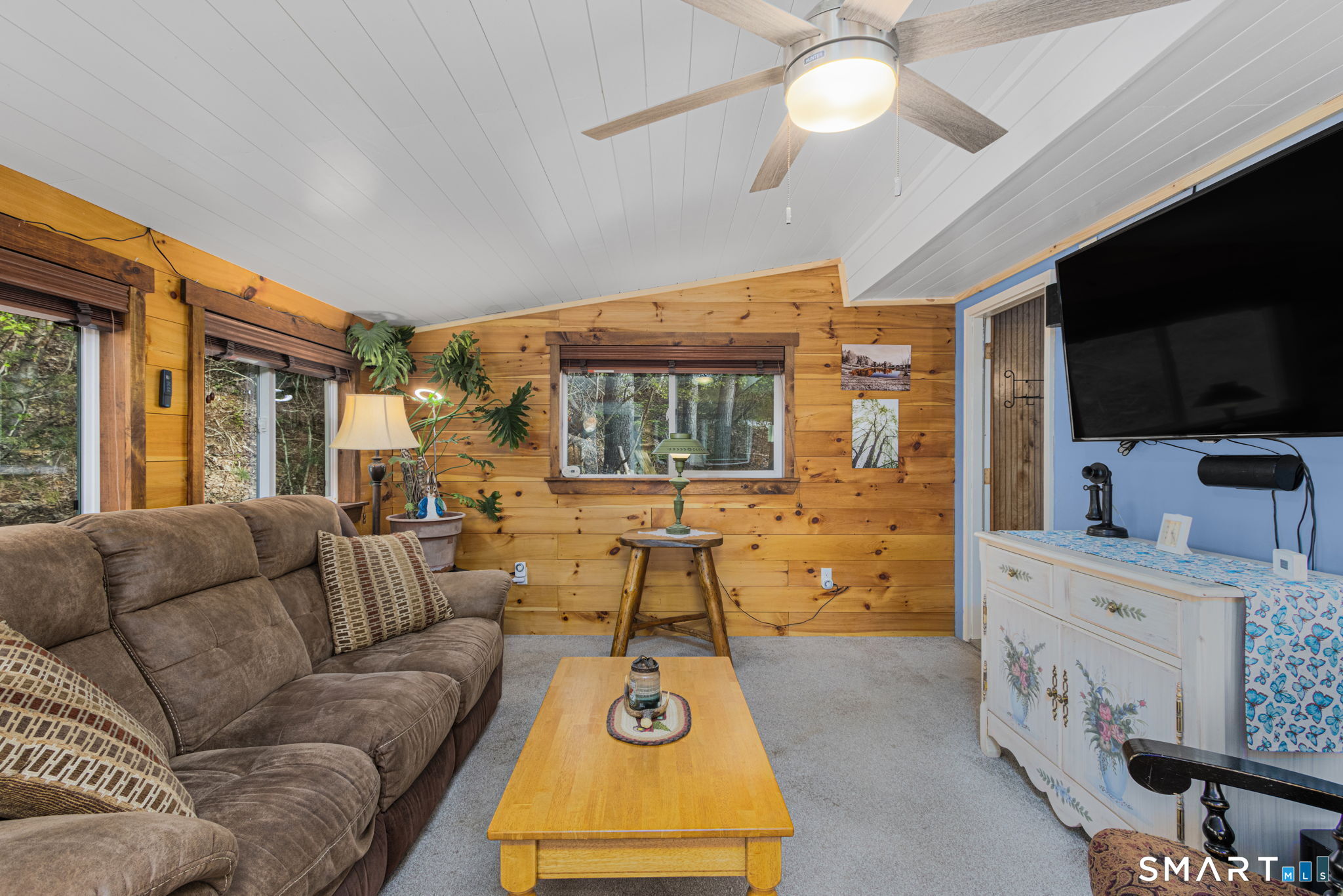 34 Robert Avenue Killingly CT 06239
