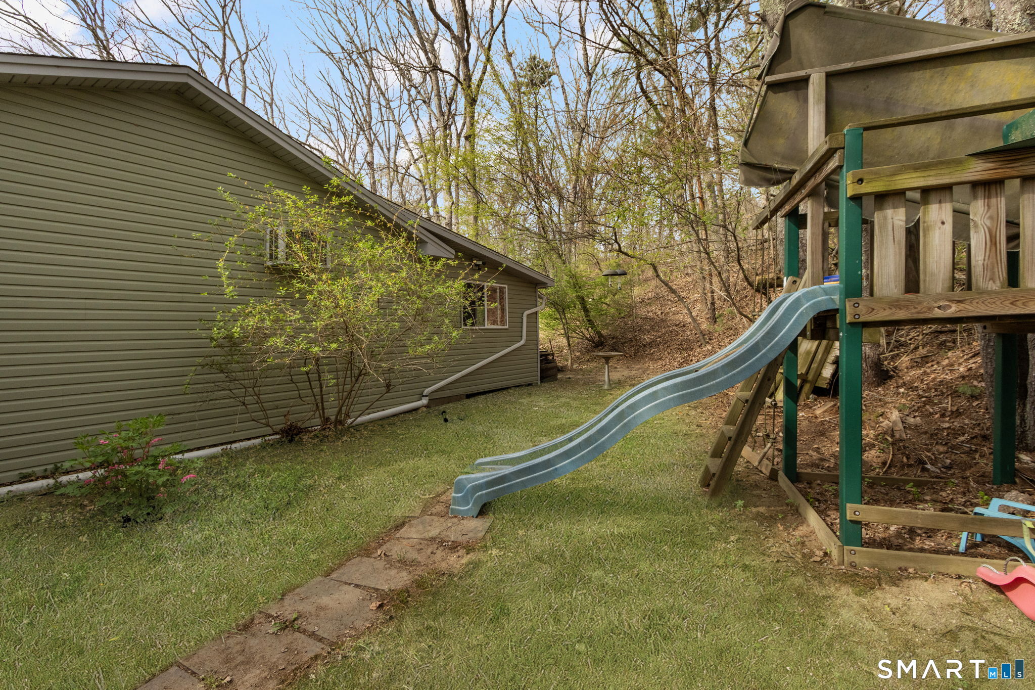 34 Robert Avenue Killingly CT 06239