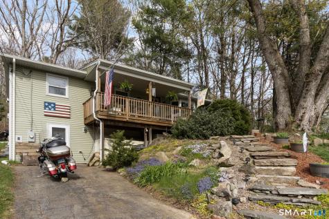34 Robert Avenue Killingly CT 06239