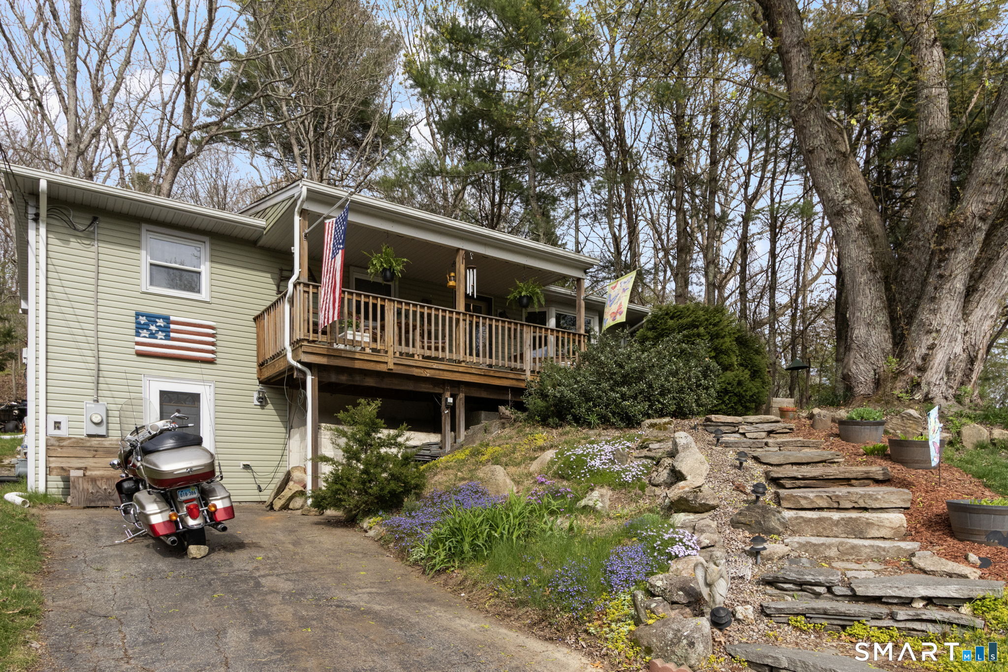 34 Robert Avenue Killingly CT 06239