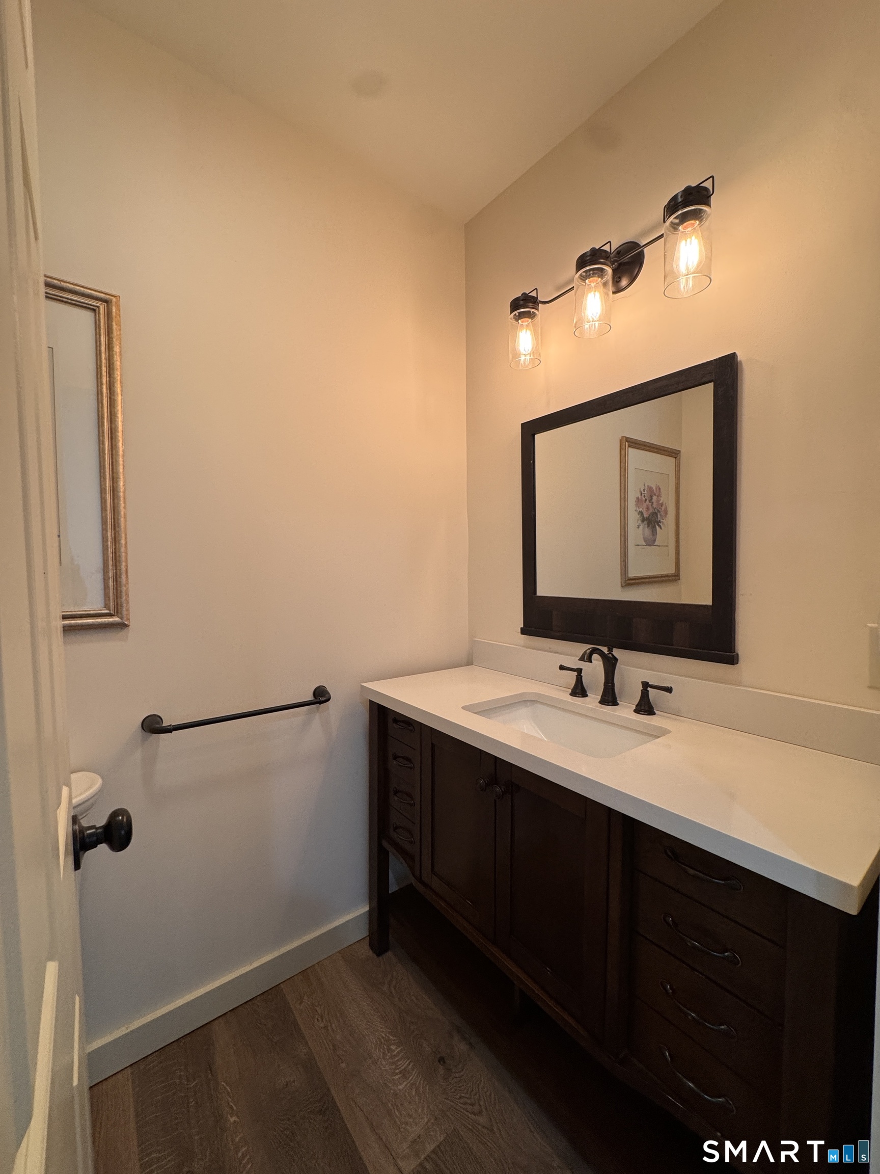 54 Chestnut Street Bristol CT 06010