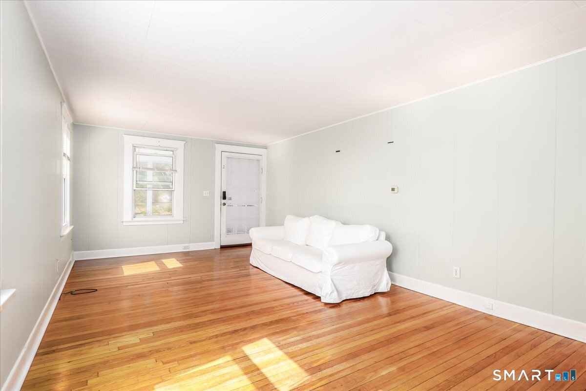 105 Grove Place West Haven CT 06516