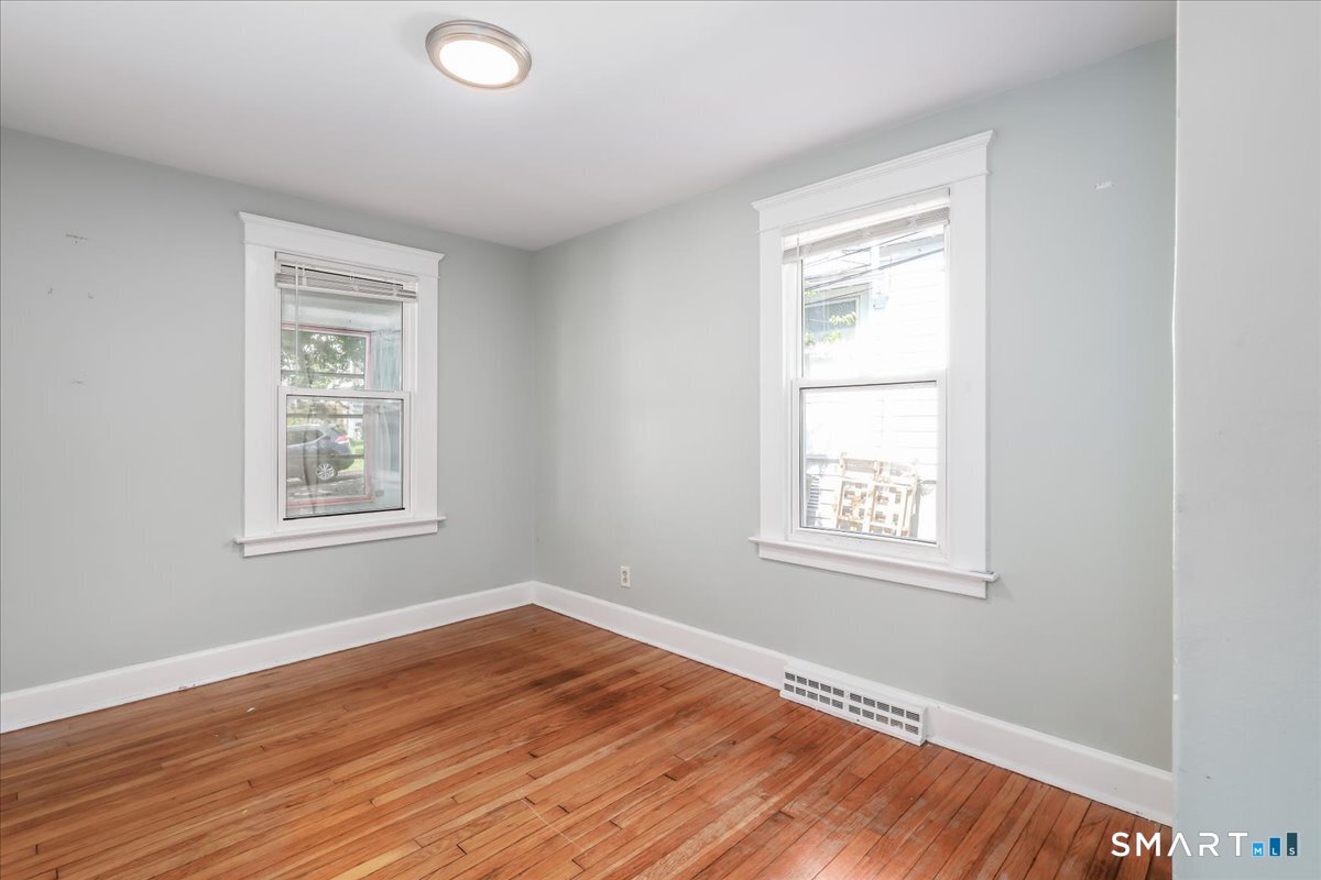 105 Grove Place West Haven CT 06516