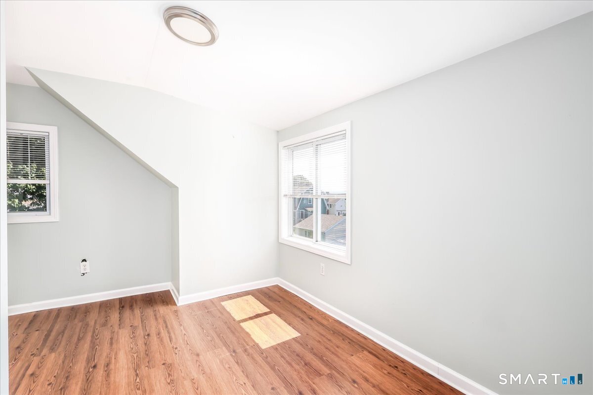 105 Grove Place West Haven CT 06516