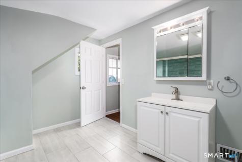 105 Grove Place West Haven CT 06516