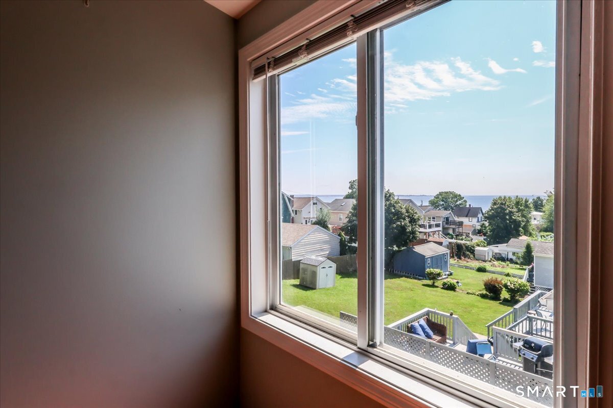 105 Grove Place West Haven CT 06516