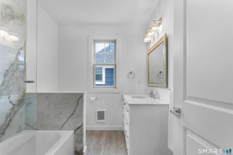 97 Fayerweather Terrace Bridgeport CT 06605