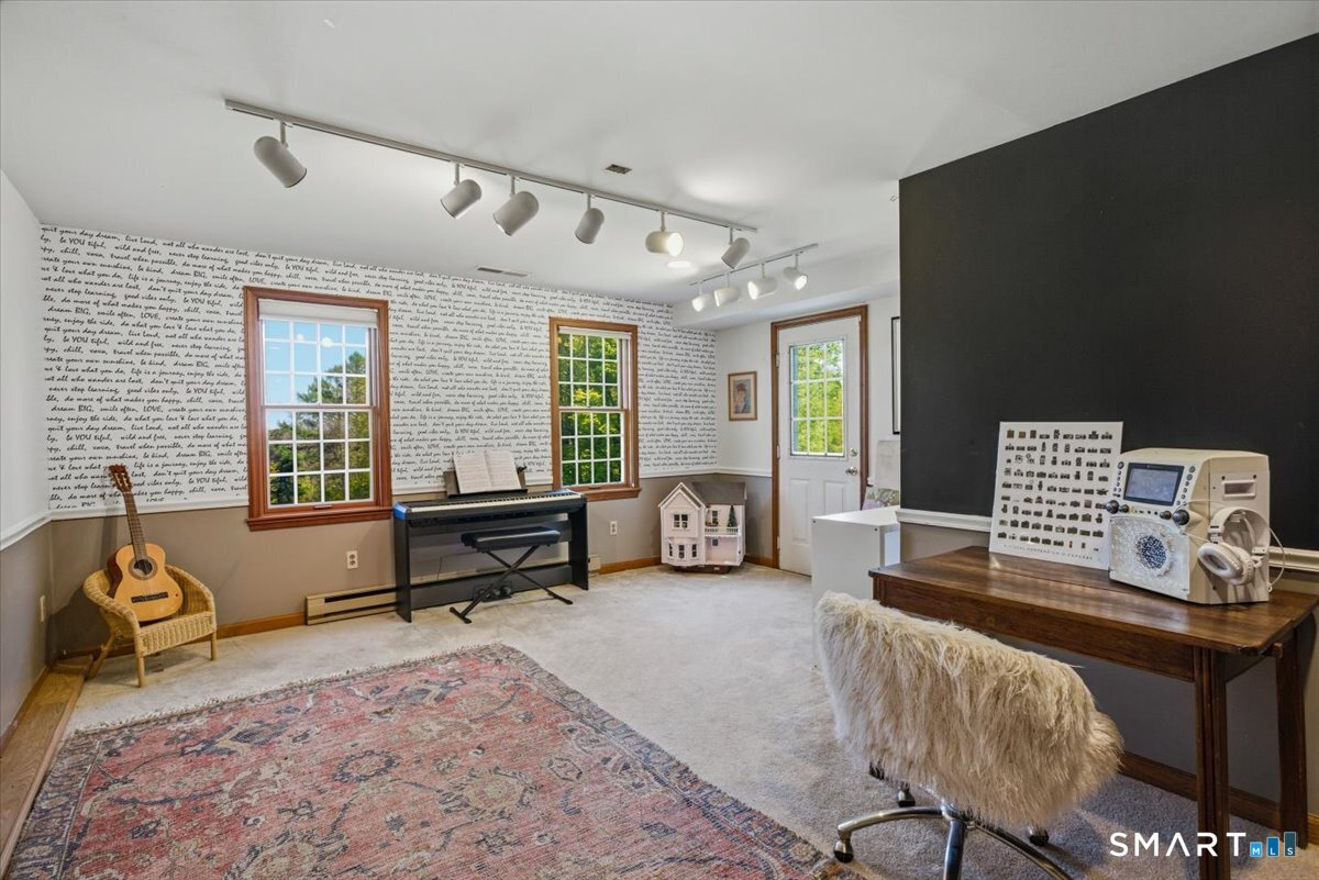 25 Highmeadow Lane Roxbury CT 06783