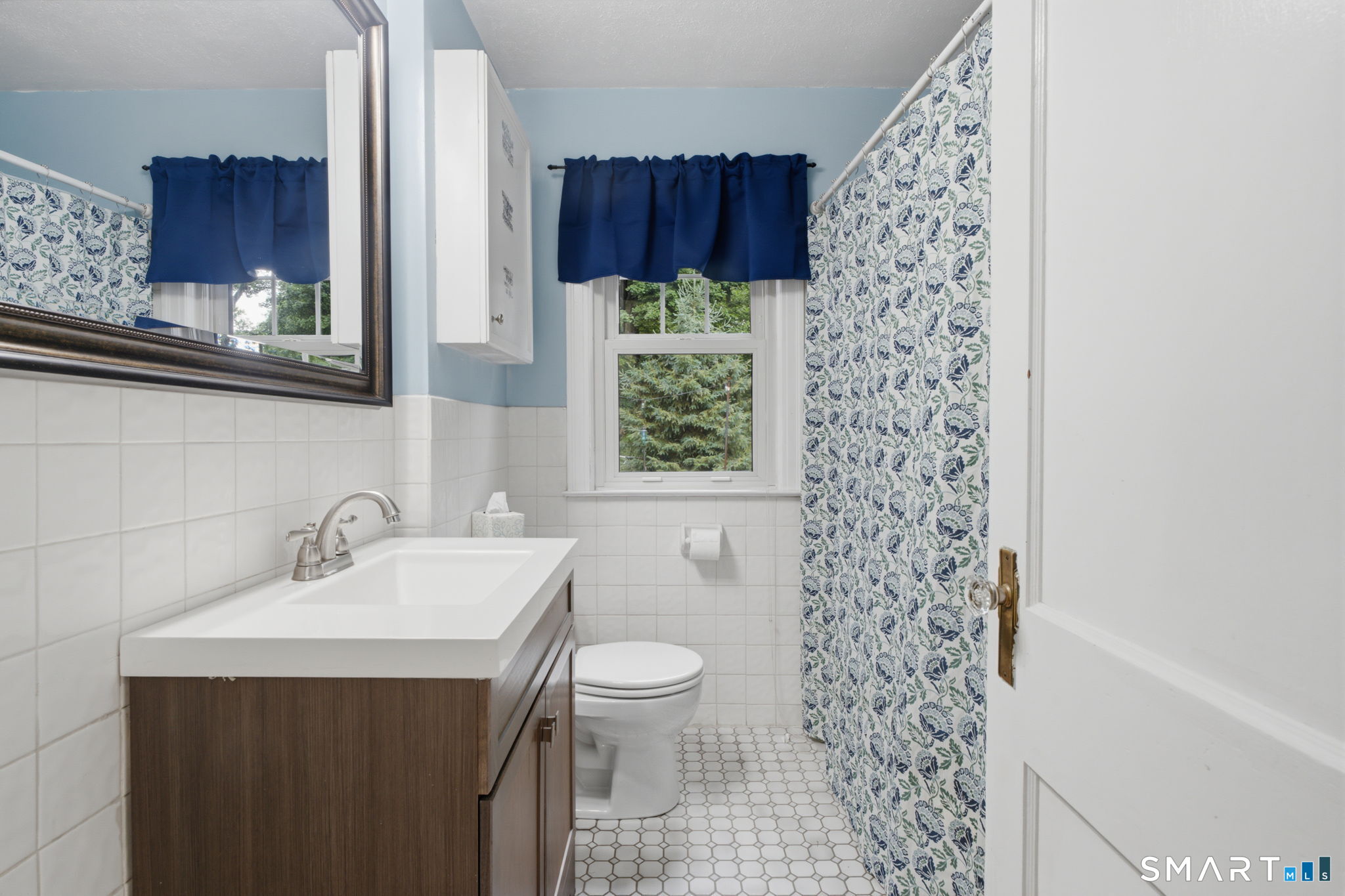 84 Lakeview Avenue Cheshire CT 06410
