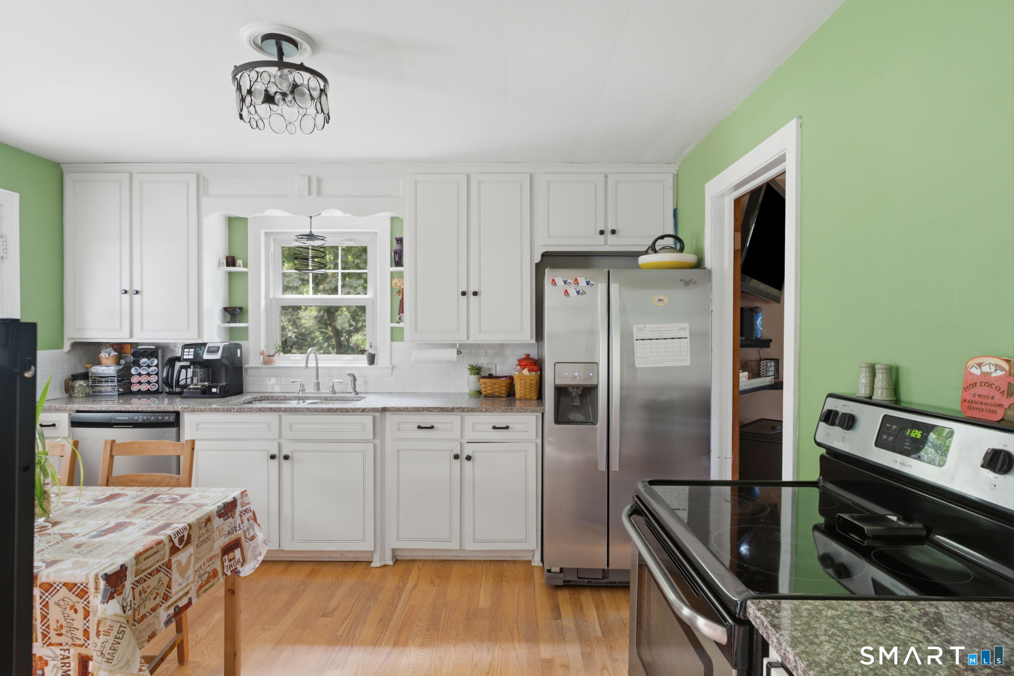 84 Lakeview Avenue Cheshire CT 06410