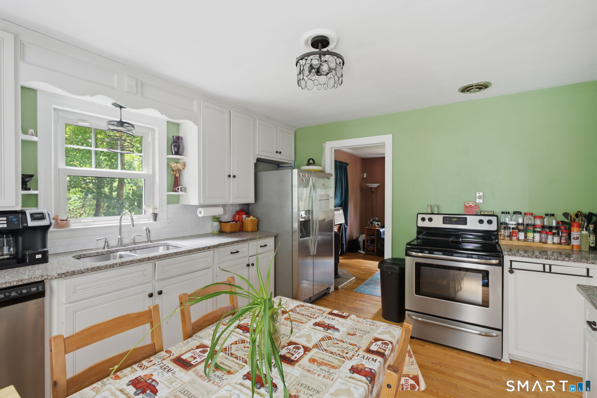 84 Lakeview Avenue Cheshire CT 06410