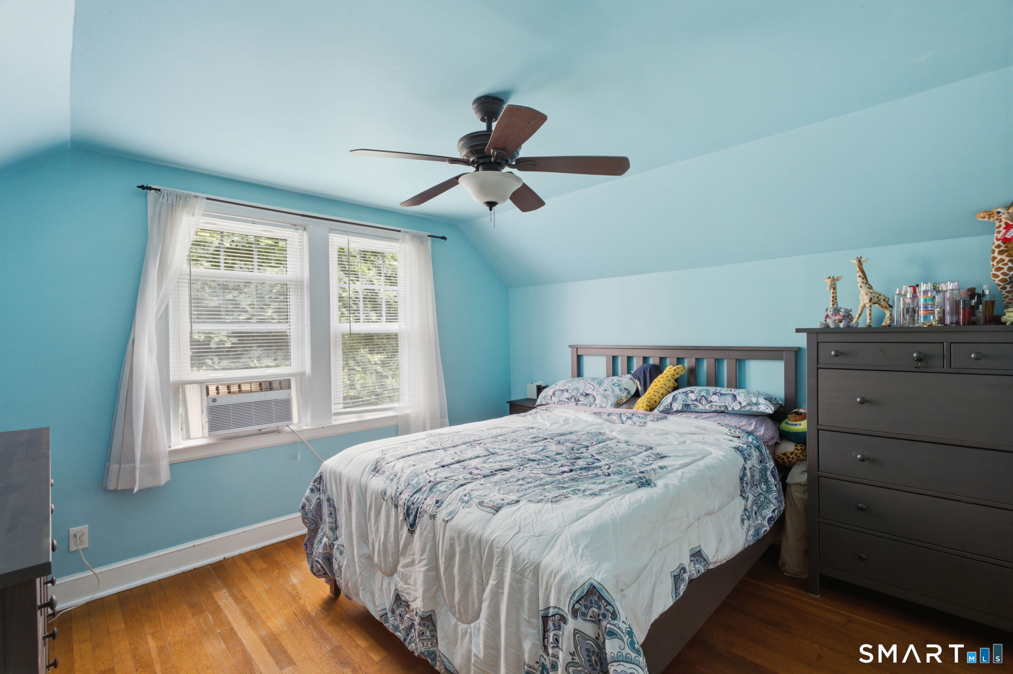 84 Lakeview Avenue Cheshire CT 06410