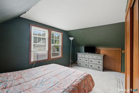 84 Lakeview Avenue Cheshire CT 06410