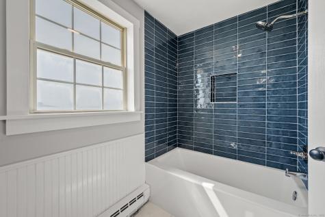 25 Division Street Waterford CT 06385