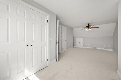 25 Division Street Waterford CT 06385