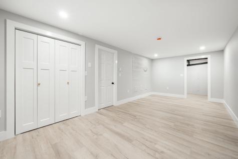 25 Division Street Waterford CT 06385