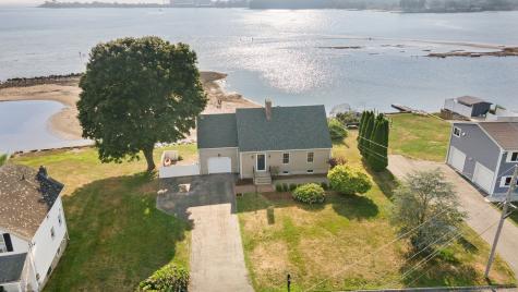 25 Division Street Waterford CT 06385