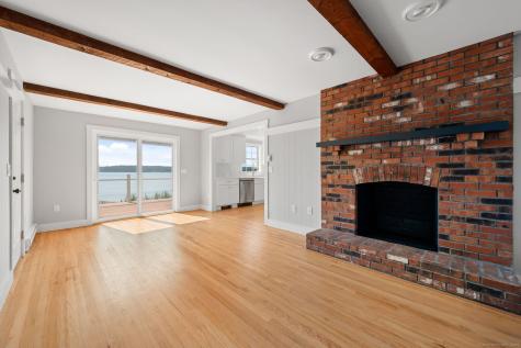 25 Division Street Waterford CT 06385