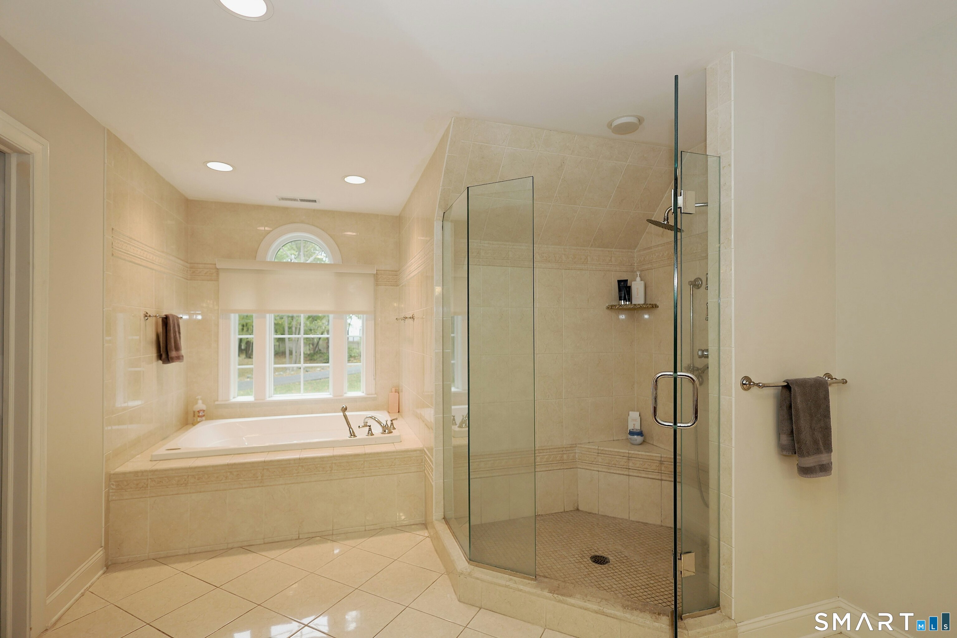 146 Tanton Hill Road Ridgefield CT 06877