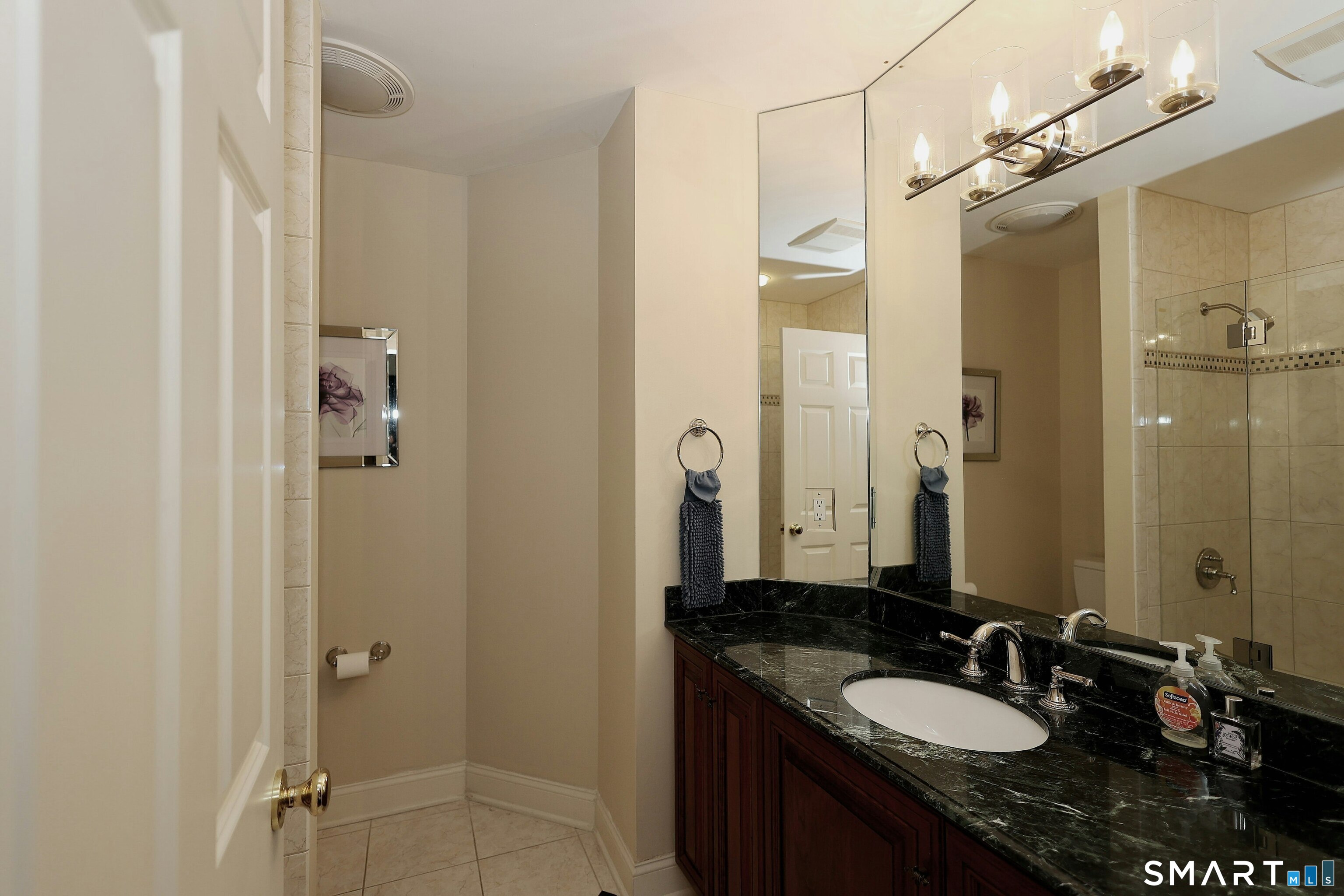 146 Tanton Hill Road Ridgefield CT 06877