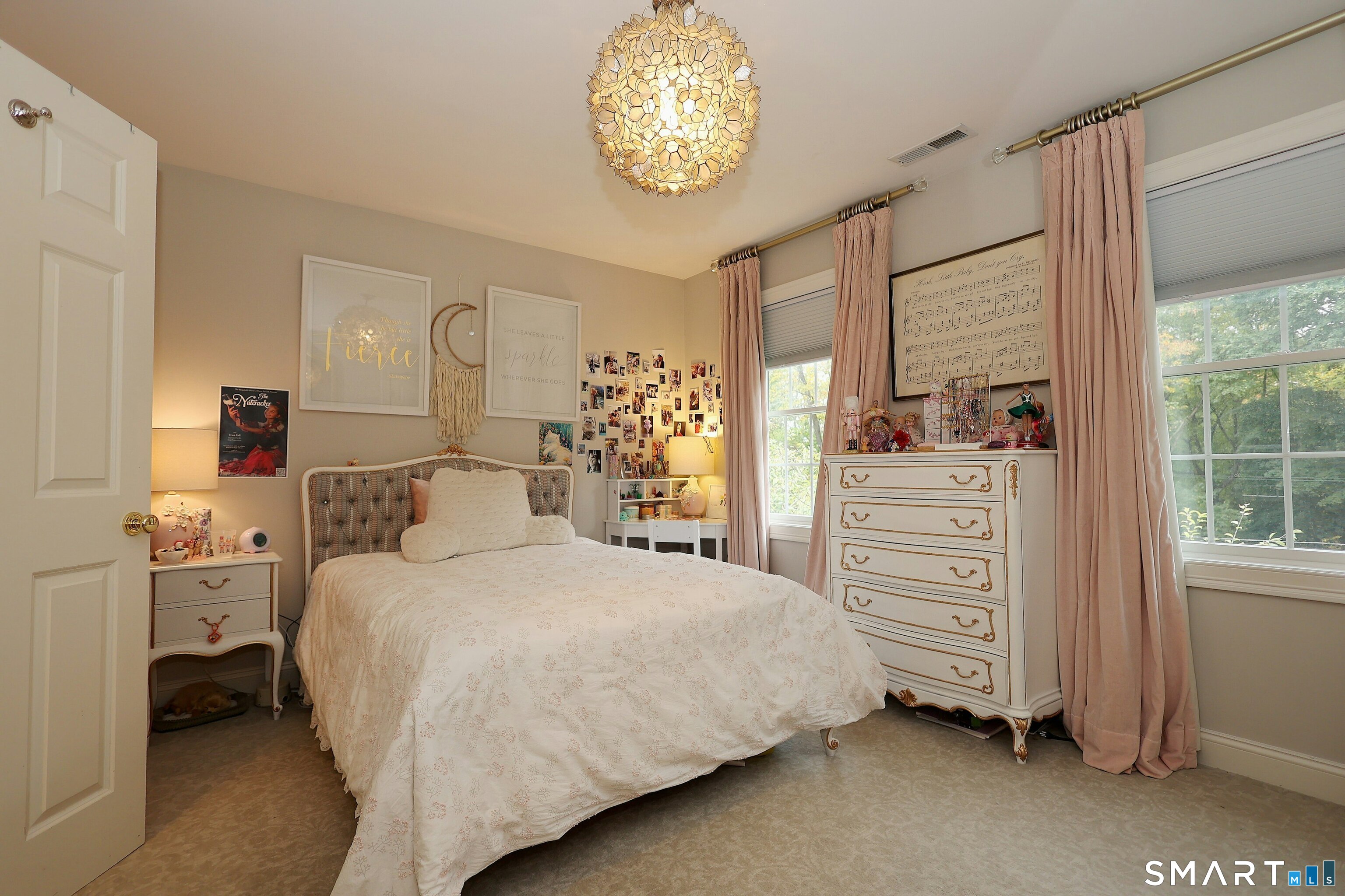 146 Tanton Hill Road Ridgefield CT 06877