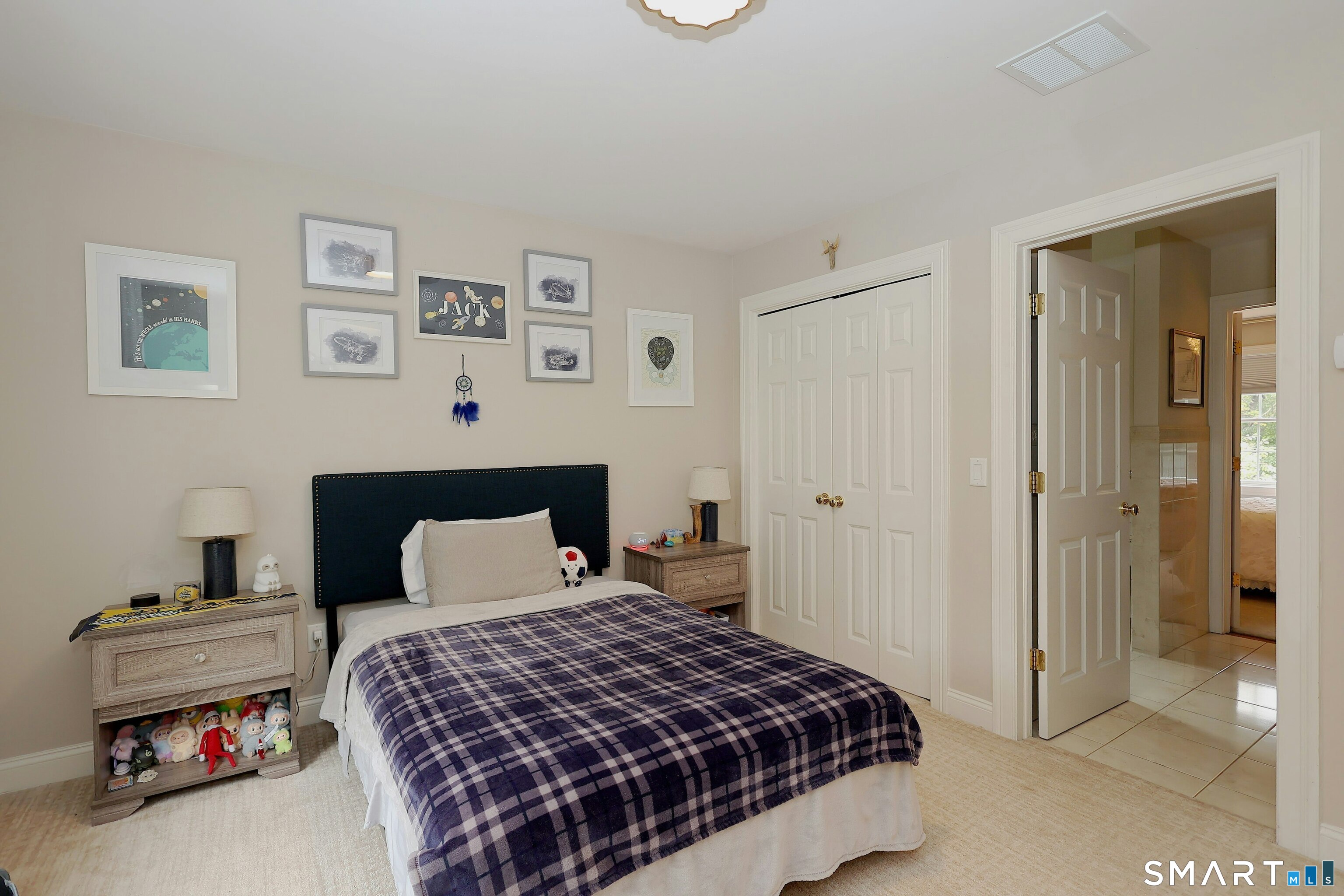 146 Tanton Hill Road Ridgefield CT 06877