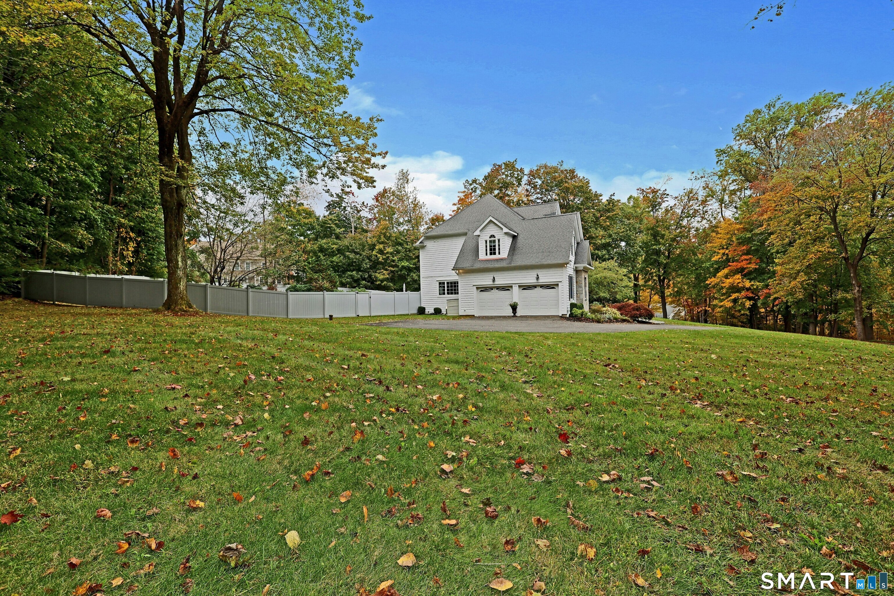 146 Tanton Hill Road Ridgefield CT 06877
