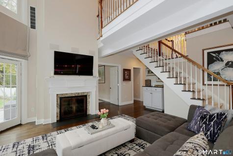 146 Tanton Hill Road Ridgefield CT 06877