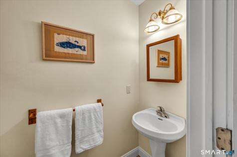 7 Bogue Lane East Haddam CT 06423