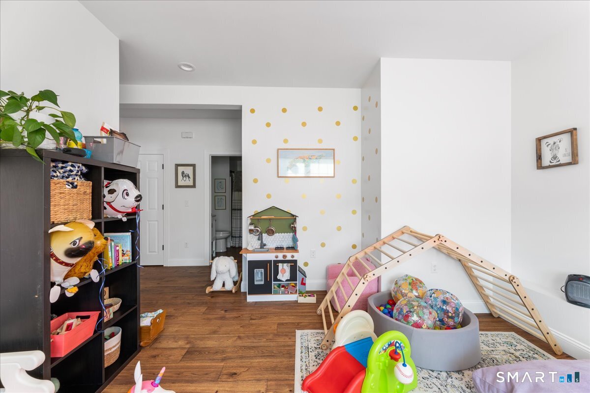 56 Carol Drive Montville CT 06382