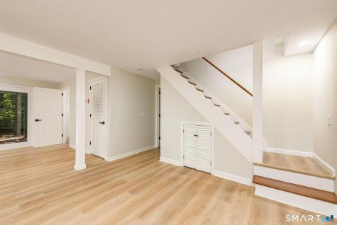 77 Evergreen Avenue Hamden CT 06518