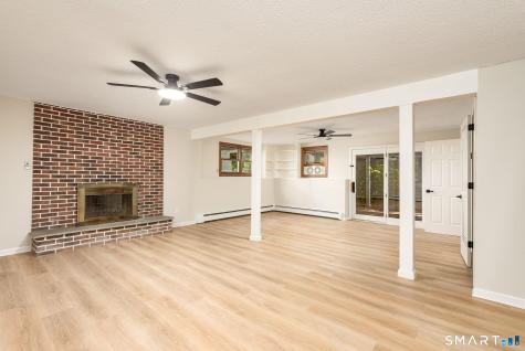 77 Evergreen Avenue Hamden CT 06518