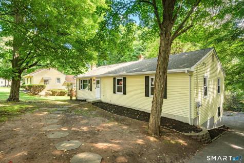 77 Evergreen Avenue Hamden CT 06518
