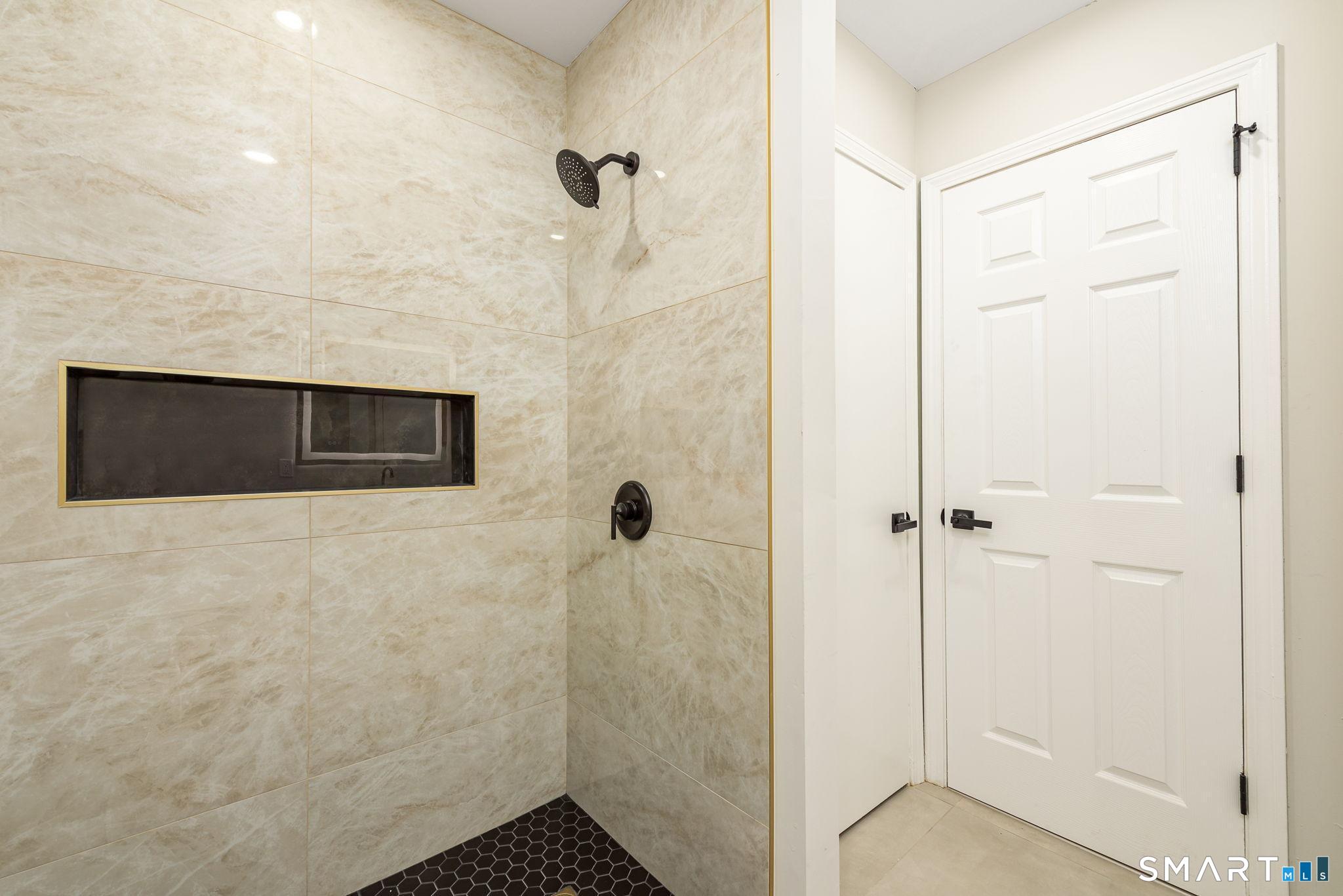 77 Evergreen Avenue Hamden CT 06518