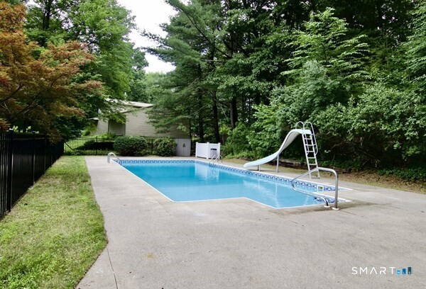 14 Bailey Road Enfield CT 06082