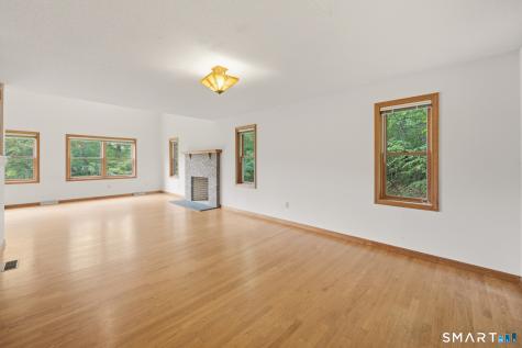 8 Margaret Terrace Wolcott CT 06716