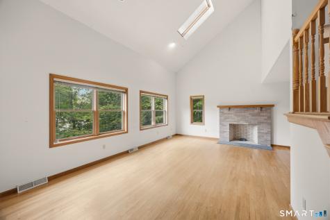 8 Margaret Terrace Wolcott CT 06716