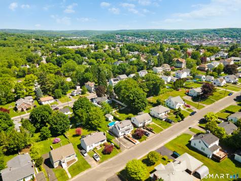 146 Highland Drive Waterbury CT 06708