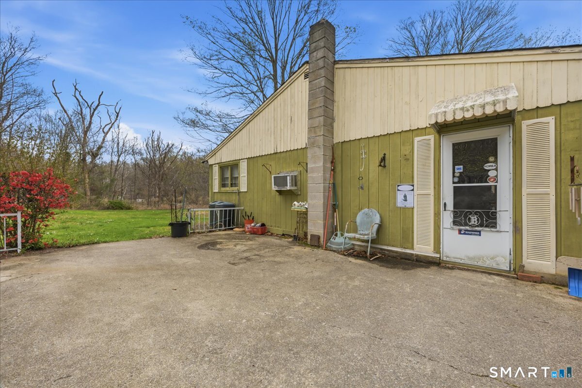 102 South Road Bozrah CT 06334