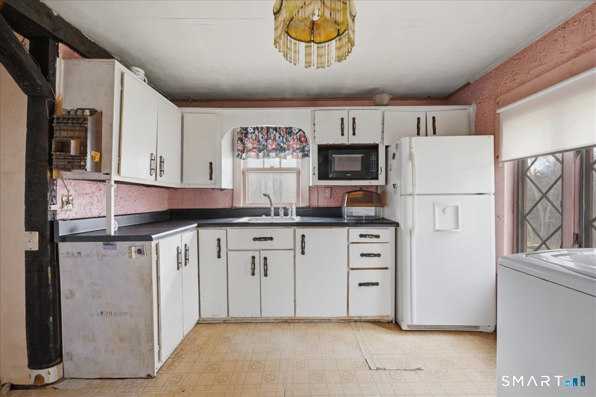 102 South Road Bozrah CT 06334