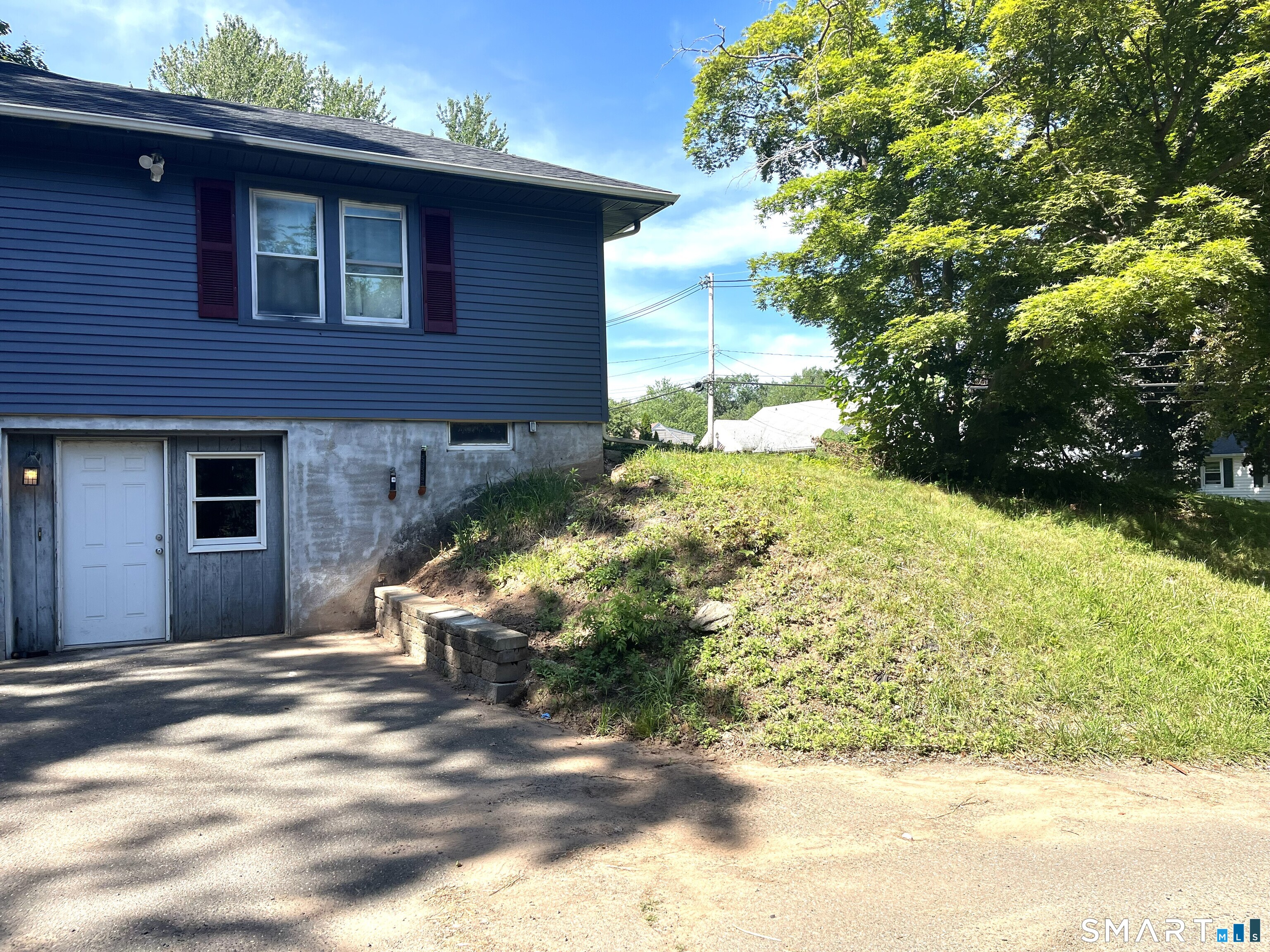 39 Grove Street Wallingford CT 06492