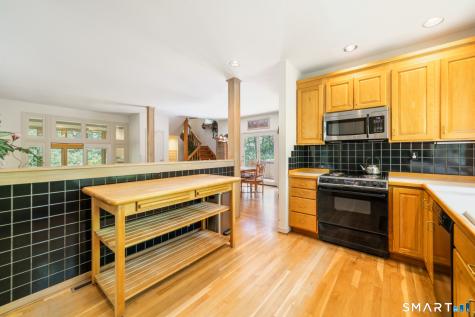 8 Beacon Heath Farmington CT 06032