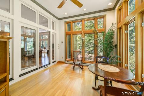 8 Beacon Heath Farmington CT 06032