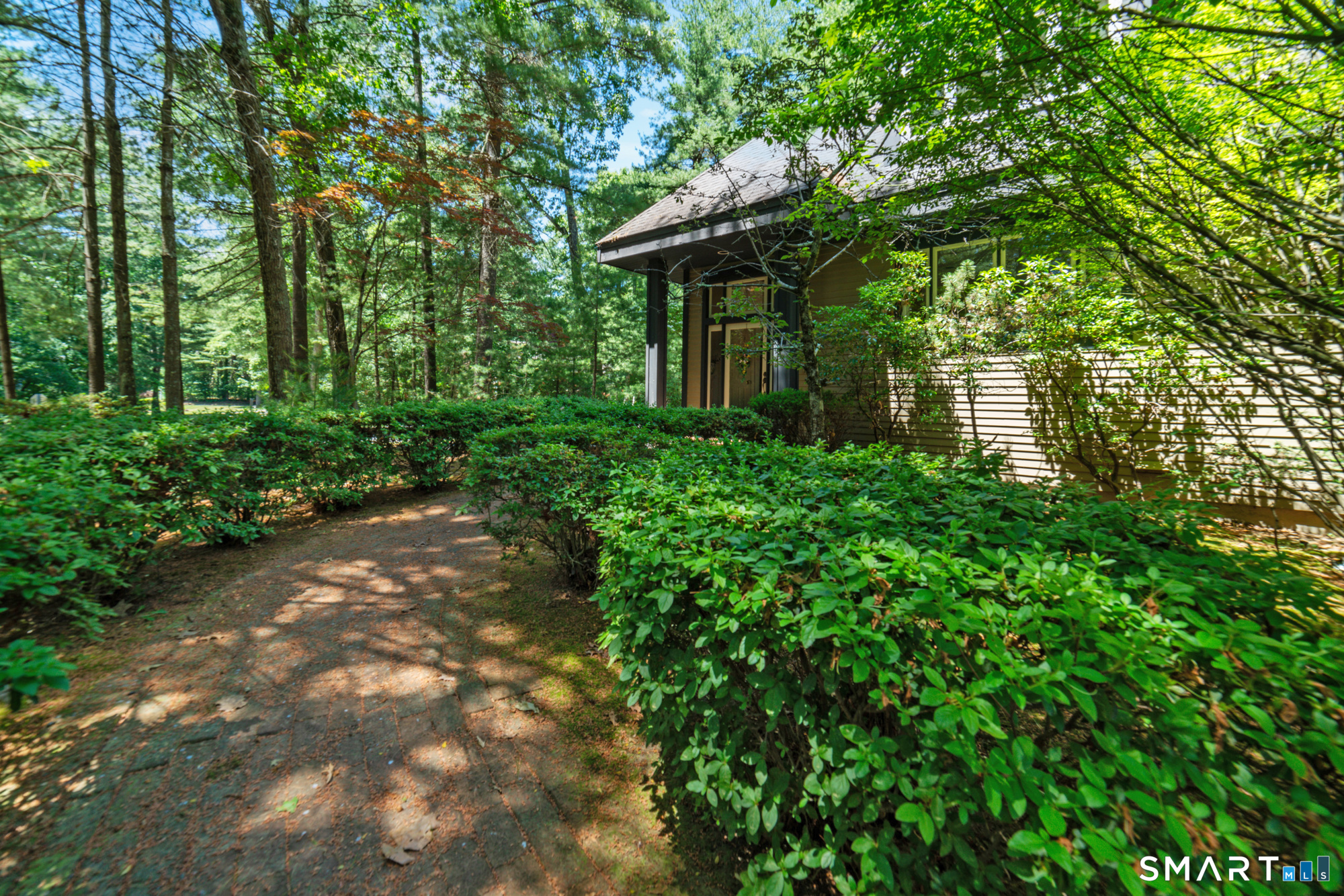 8 Beacon Heath Farmington CT 06032