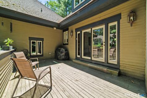 8 Beacon Heath Farmington CT 06032