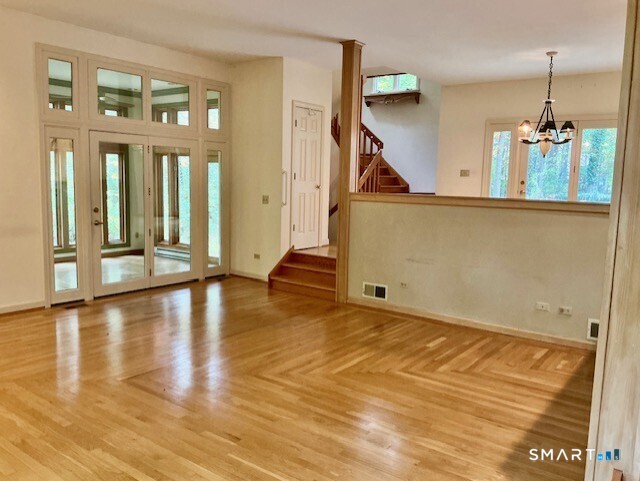 8 Beacon Heath Farmington CT 06032