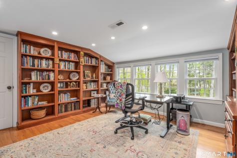 15 Sunfield Lane West Hartford CT 06107