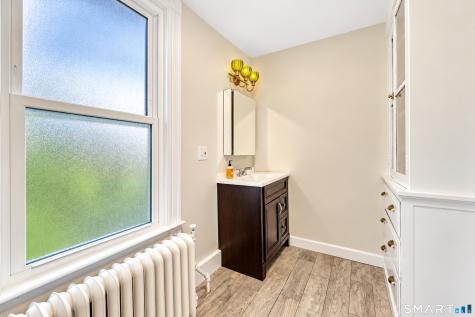473 Edgewood Avenue New Haven CT 06511
